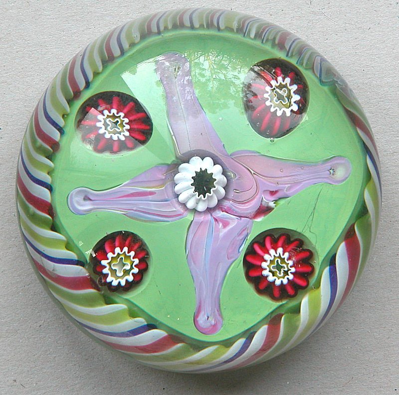 Val St Lambert paperweight