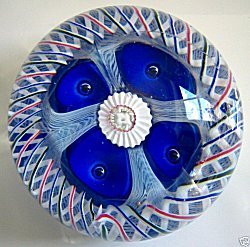 Val St Lambert paperweight