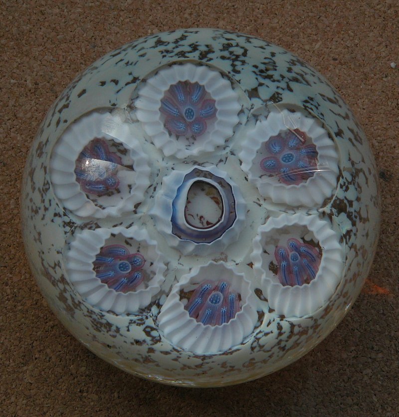 Val St Lambert paperweight