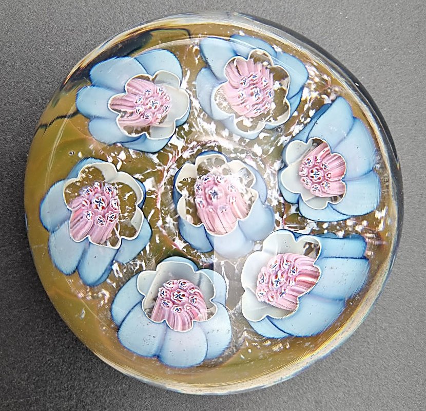 Val St Lambert paperweight