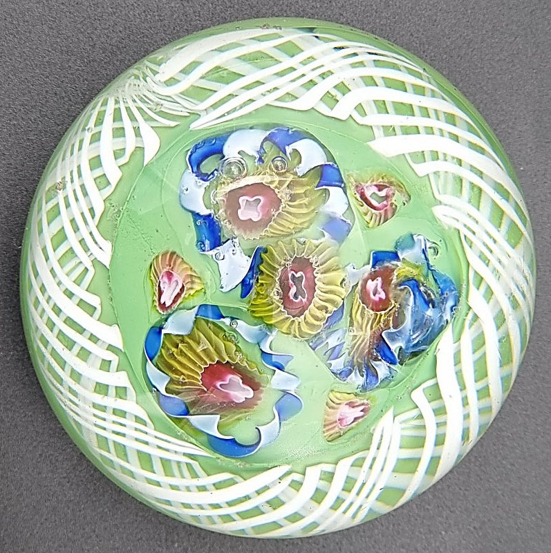 Val St Lambert paperweight